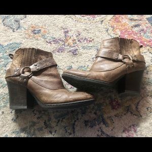 ❤️ Harness Ankle Boots